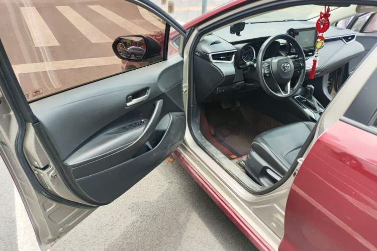 Used Toyota Corolla 2019 1.2T S-CVT GL-i Luxury Edition Driver Seat