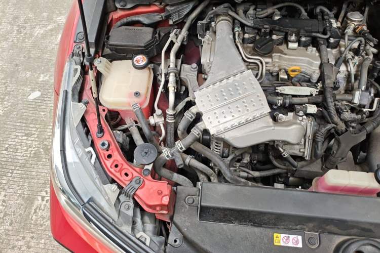 Used Toyota Corolla 2019 1.2T S-CVT Sport Edition Engine Bay Right