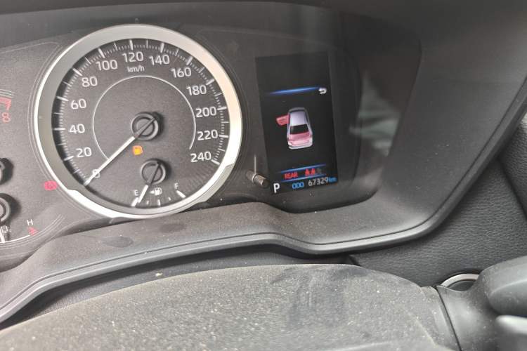 Used Toyota Corolla 2019 1.2T S-CVT Sport Edition Odometer Close Up