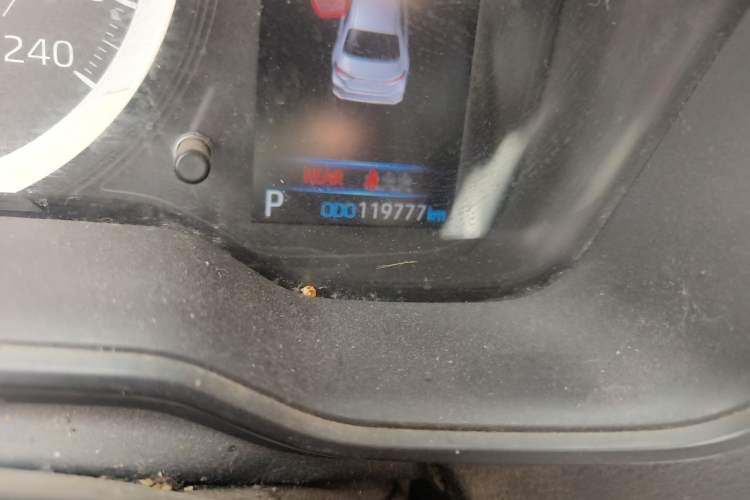 Used Toyota Corolla 2019 1.2T S-CVT Sport Edition Odometer Close Up