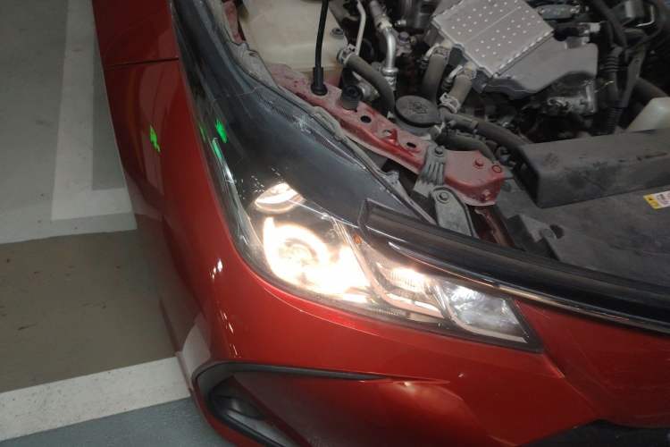 Used Toyota Corolla 2019 1.2T S-CVT GL Pioneer Edition Right Front Headlight