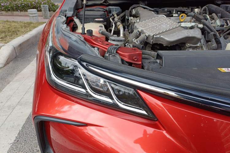 Used Toyota Corolla 2019 1.2T S-CVT GL Pioneer Edition Right Front Headlight