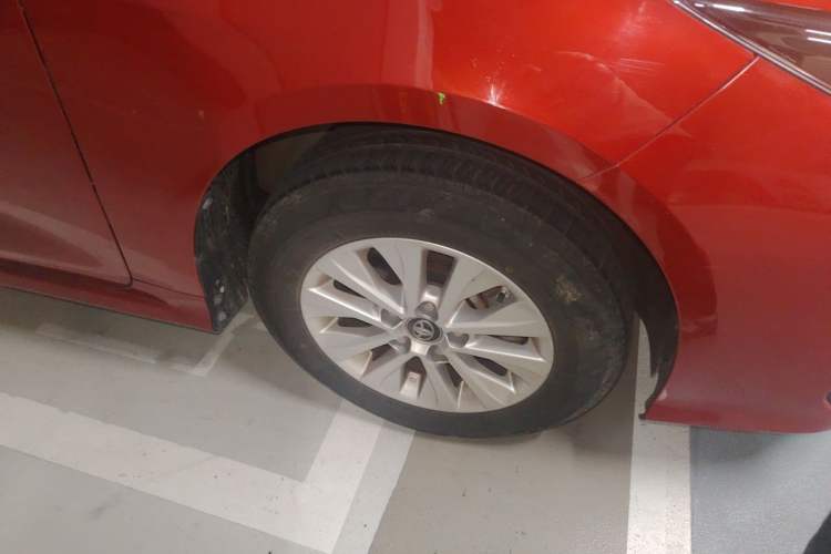 Used Toyota Corolla 2019 1.2T S-CVT GL Pioneer Edition Right Front Wheel Hub