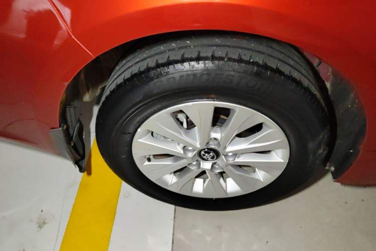 Used Toyota Corolla 2019 1.2T S-CVT GL-i Elite Edition Right Rear Wheel Hub