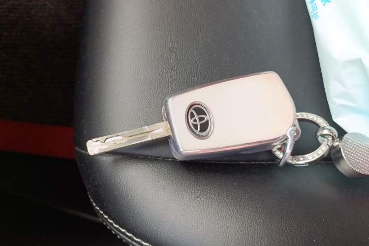 Used Toyota Corolla 2019 1.2T S-CVT GL Pioneer Edition Vehicle Key