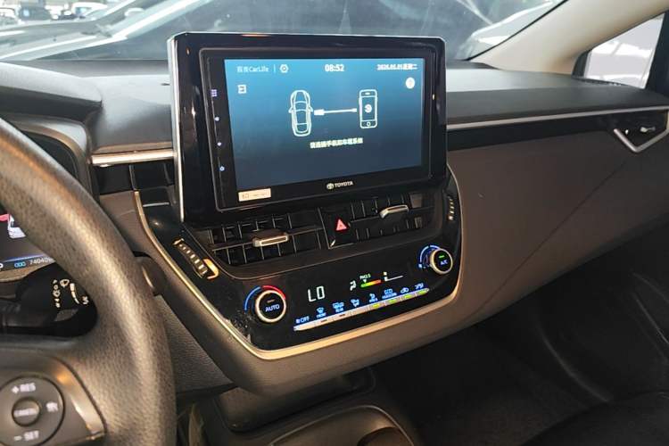 Used Toyota Corolla 2019 Dual-Engine 1.8L E-CVT GL-i Elite Edition Audio And AC Panel