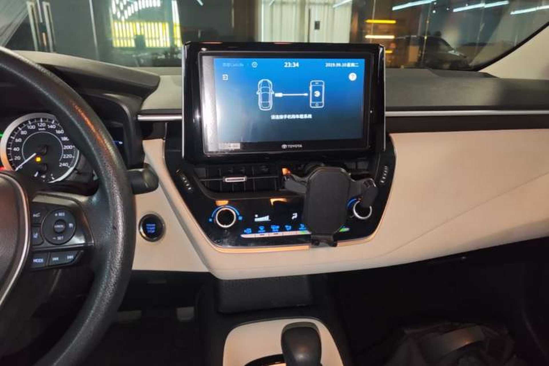Used Toyota Corolla 2019 1.2T S-CVT GL-i Elite Edition Audio And AC Panel