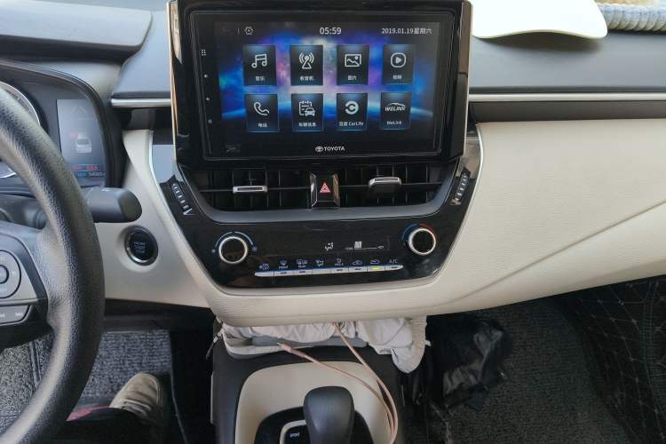 Used Toyota Corolla 2019 1.2T S-CVT GL-i Elite Edition Audio And AC Panel