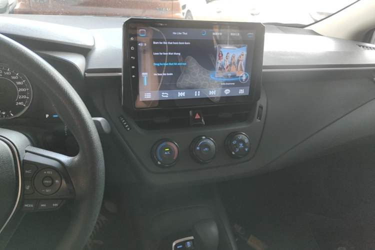 Used Toyota Corolla 2019 1.2T S-CVT GL Pioneer Edition Audio And AC Panel