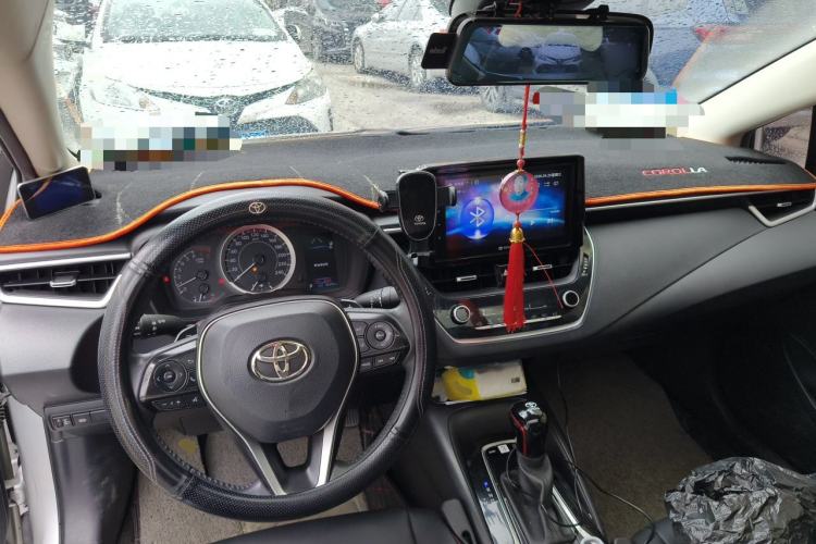 Used Toyota Corolla 2019 1.2T S-CVT Sport Edition Center Console