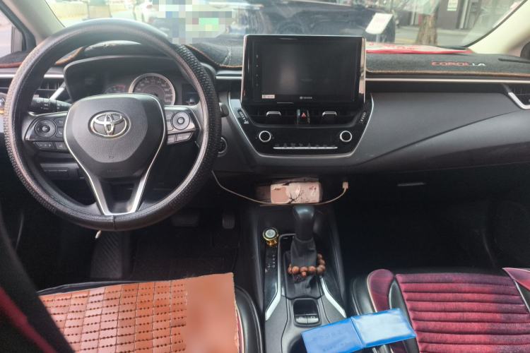 Used Toyota Corolla 2019 1.2T S-CVT GL-i Elite Edition Center Console