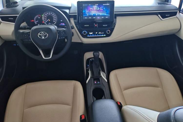 Used Toyota Corolla 2019 1.2T S-CVT GL-i Elite Edition Center Console