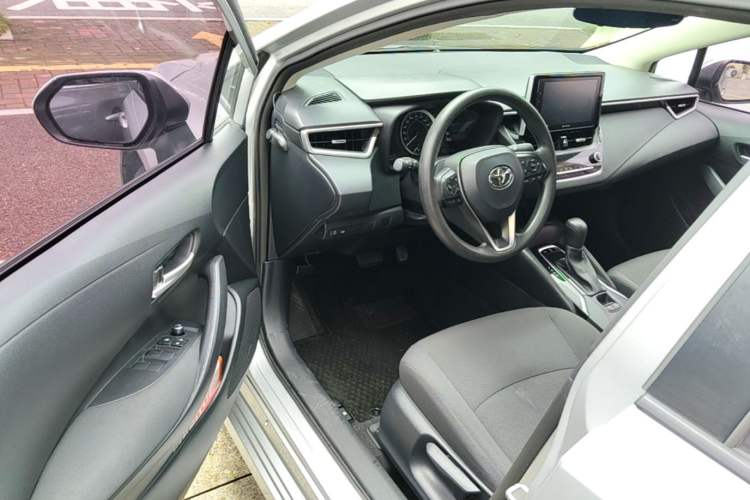 Used Toyota Corolla 2019 1.2T S-CVT GL-i Elite Edition Driver Seat