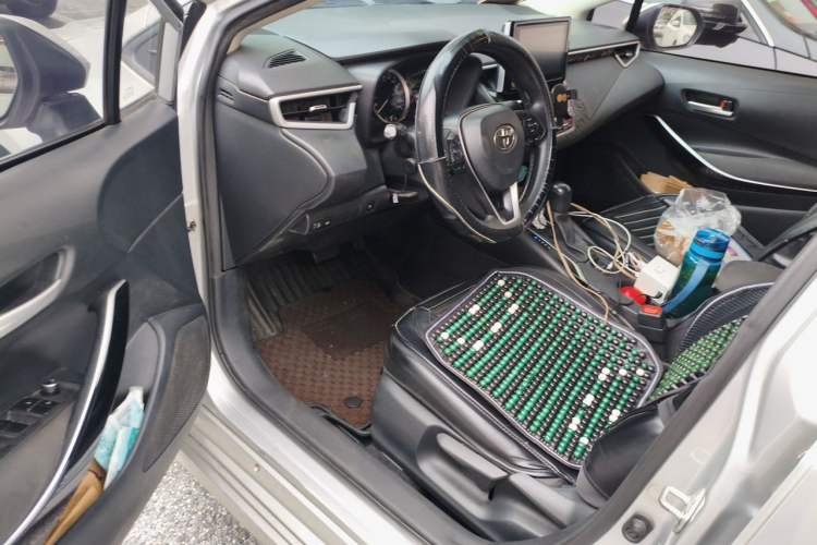 Used Toyota Corolla 2019 Dual-Engine 1.8L E-CVT GL-i Elite Edition Driver Seat