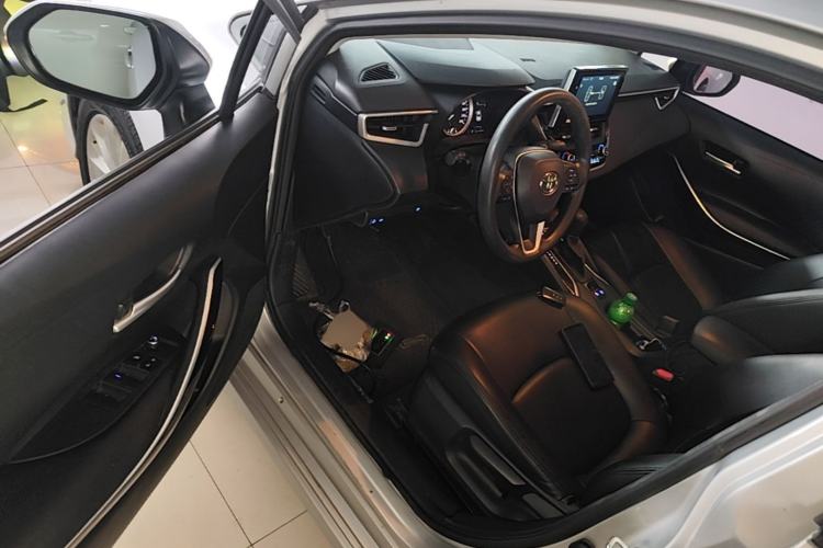 Used Toyota Corolla 2019 Dual-Engine 1.8L E-CVT GL-i Elite Edition Driver Seat