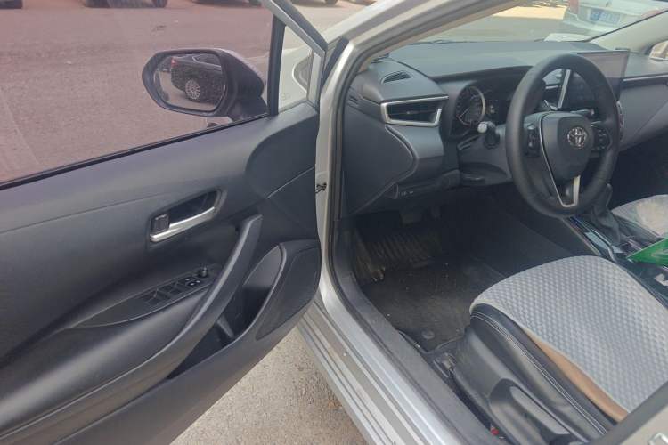 Used Toyota Corolla 2019 1.2T S-CVT GL Pioneer Edition Driver Seat