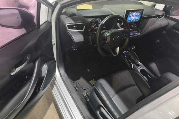Used Toyota Corolla 2019 1.2T S-CVT GL-i Luxury Edition Driver Seat
