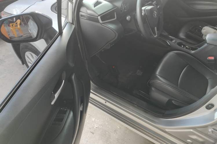 Used Toyota Corolla 2019 1.2T S-CVT GL Pioneer Edition Driver Seat