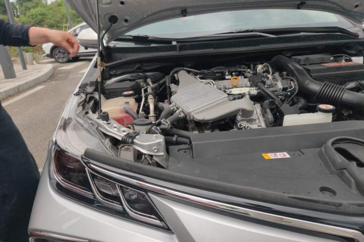 Used Toyota Corolla 2019 1.2T S-CVT GL-i Elite Edition Engine Bay Right