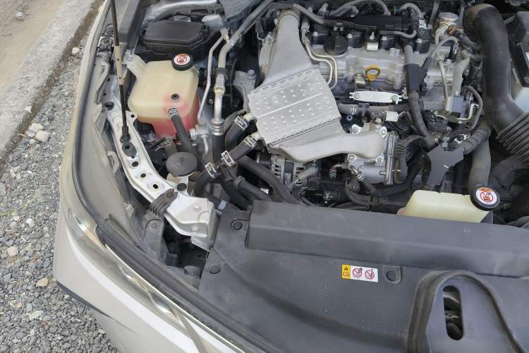 Used Toyota Corolla 2019 1.2T S-CVT GL-i Elite Edition Engine Bay Right