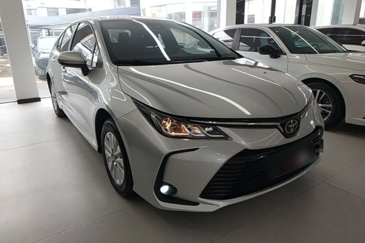 Used Toyota Corolla 2019 1.2T S-CVT GL-i Elite Edition Front Right 45 Deg