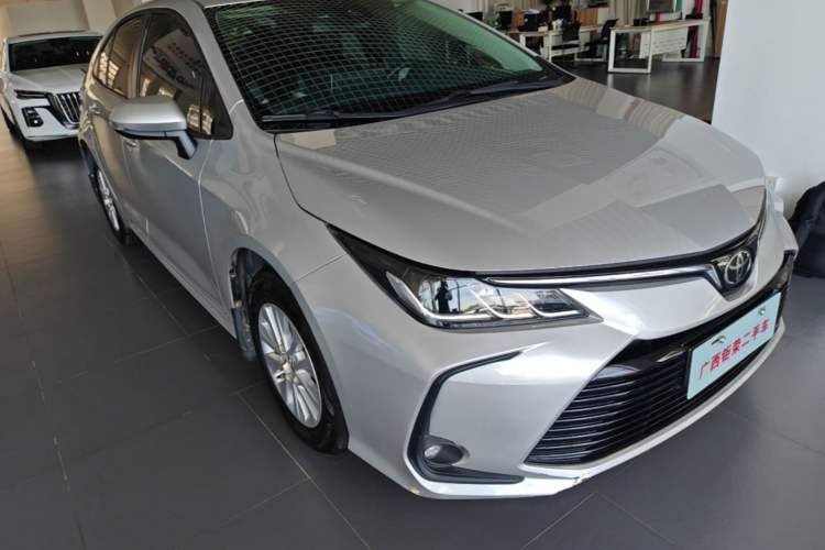 Used Toyota Corolla 2019 1.2T S-CVT GL-i Elite Edition Front Right 45 Deg