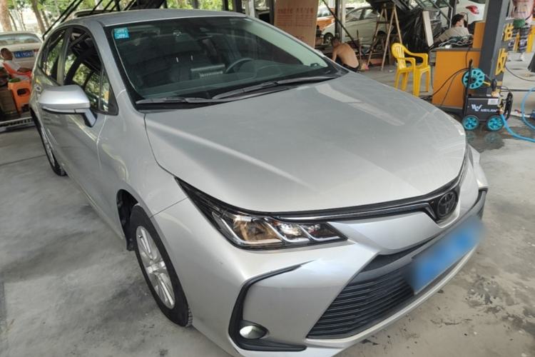 Used Toyota Corolla 2019 1.2T S-CVT GL Pioneer Edition Front Right 45 Deg