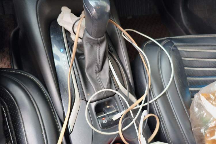 Used Toyota Corolla 2019 Dual-Engine 1.8L E-CVT GL-i Elite Edition Gear Lever