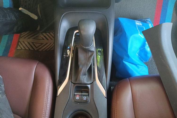 Used Toyota Corolla 2019 1.2T S-CVT GL Pioneer Edition Gear Lever