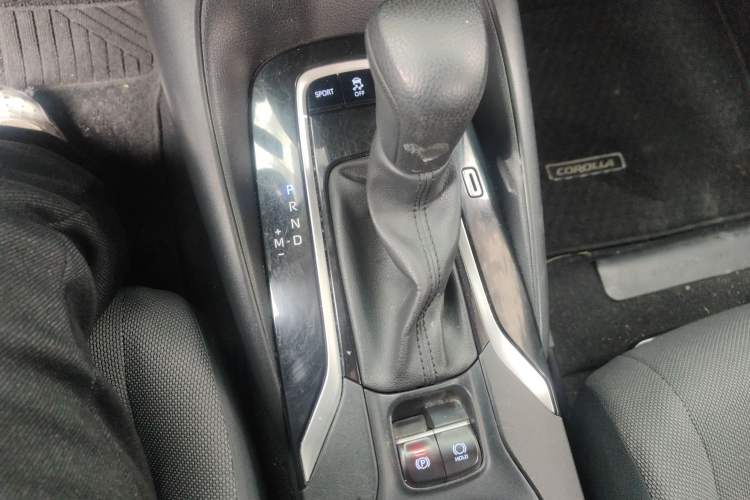 Used Toyota Corolla 2019 1.2T S-CVT GL Pioneer Edition Gear Lever