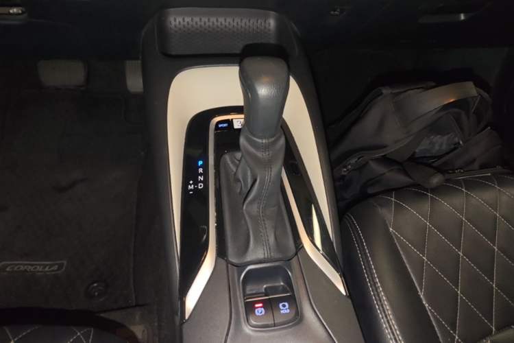 Used Toyota Corolla 2019 1.2T S-CVT GL-i Elite Edition Gear Lever