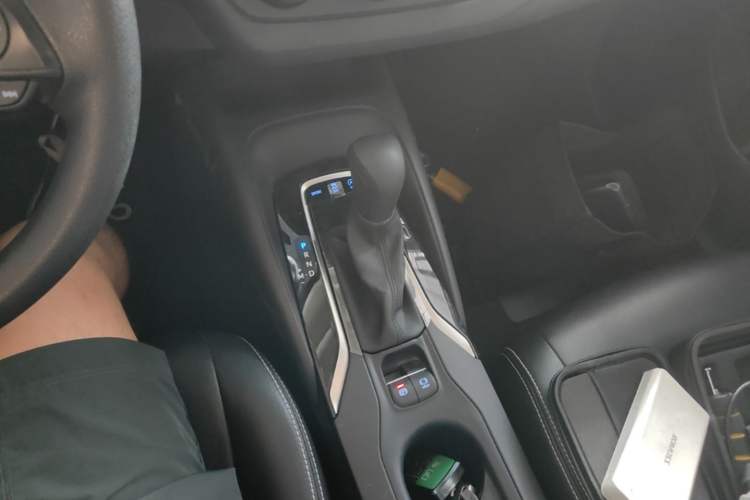 Used Toyota Corolla 2019 1.2T S-CVT GL Pioneer Edition Gear Lever