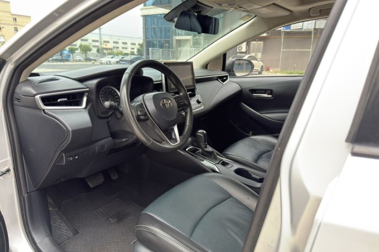 Used Toyota Corolla 2019 1.2T S-CVT Sport Edition Interior 3
