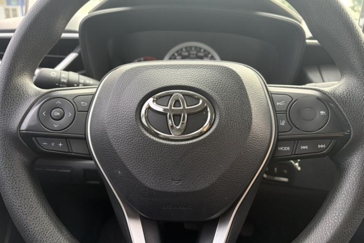 Used Toyota Corolla 2019 1.2T S-CVT GL Pioneer Edition Interior 9