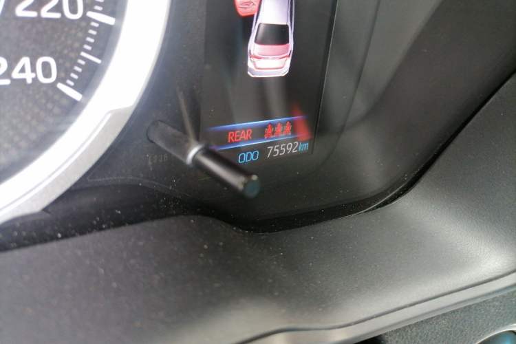 Used Toyota Corolla 2019 1.2T S-CVT GL-i Elite Edition Odometer Close Up