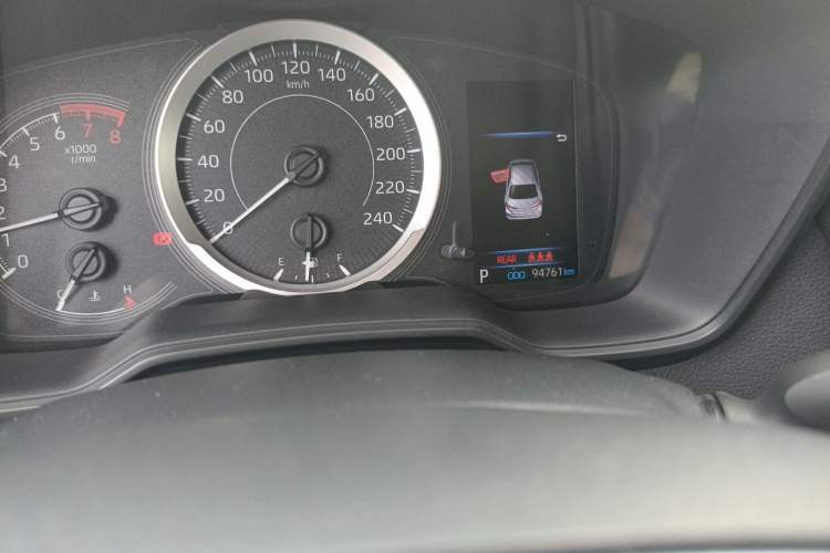Used Toyota Corolla 2019 1.2T S-CVT GL Pioneer Edition Odometer Close Up