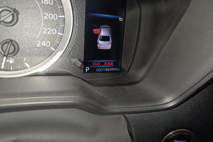 Used Toyota Corolla 2019 1.2T S-CVT GL-i Elite Edition Odometer Close Up