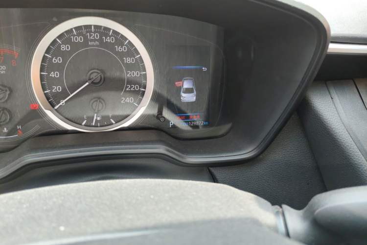 Used Toyota Corolla 2019 1.2T S-CVT GL Pioneer Edition Odometer Close Up