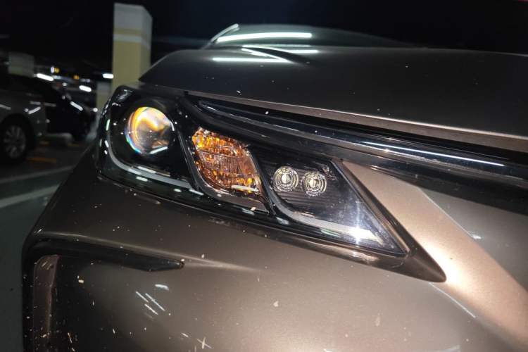 Used Toyota Corolla 2019 1.2T S-CVT GL-i Elite Edition Right Front Headlight