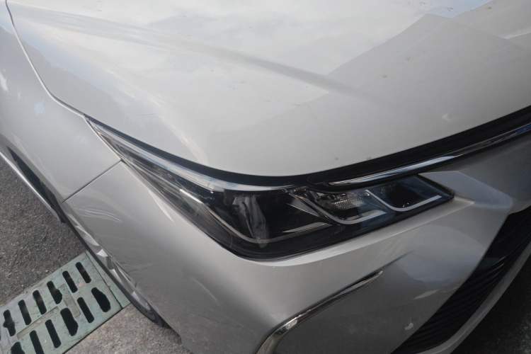 Used Toyota Corolla 2019 Dual-Engine 1.8L E-CVT GL-i Elite Edition Right Front Headlight