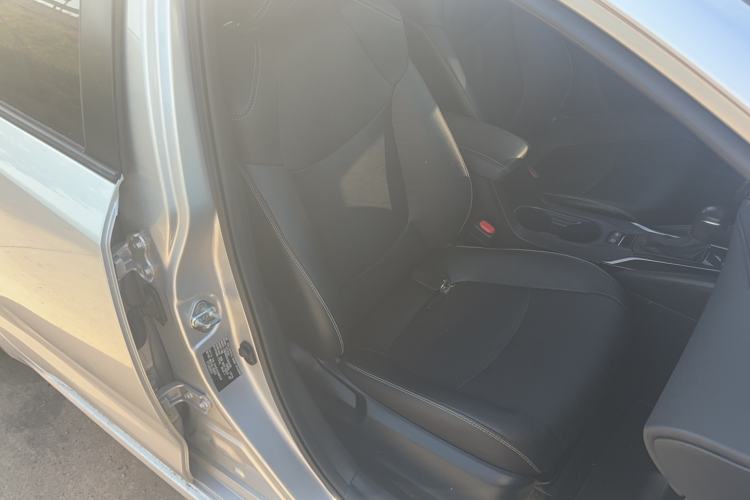 Used Toyota Corolla 2019 1.2T S-CVT GL-i Luxury Edition Right Front Seat