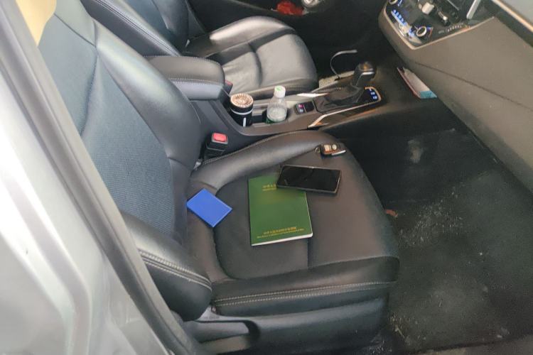 Used Toyota Corolla 2019 1.2T S-CVT Sport Edition Right Front Seat