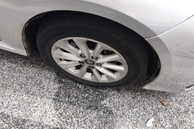 Used Toyota Corolla 2019 Dual-Engine 1.8L E-CVT GL-i Elite Edition Right Front Wheel Hub