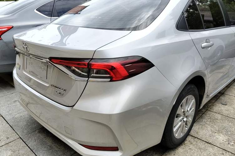 Used Toyota Corolla 2019 1.2T S-CVT GL-i Elite Edition Right Rear Taillight