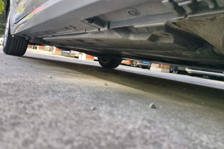 Used Toyota Corolla 2019 1.2T S-CVT GL-i Luxury Edition Right Side Sill