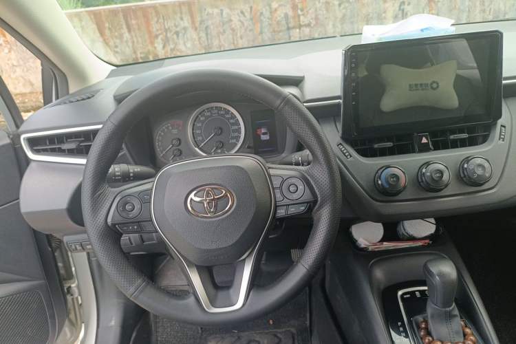 Used Toyota Corolla 2019 1.2T S-CVT GL Pioneer Edition Steering Wheel