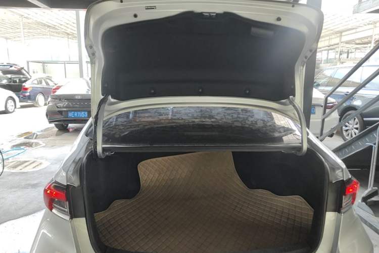 Used Toyota Corolla 2019 1.2T S-CVT GL Pioneer Edition Trunk