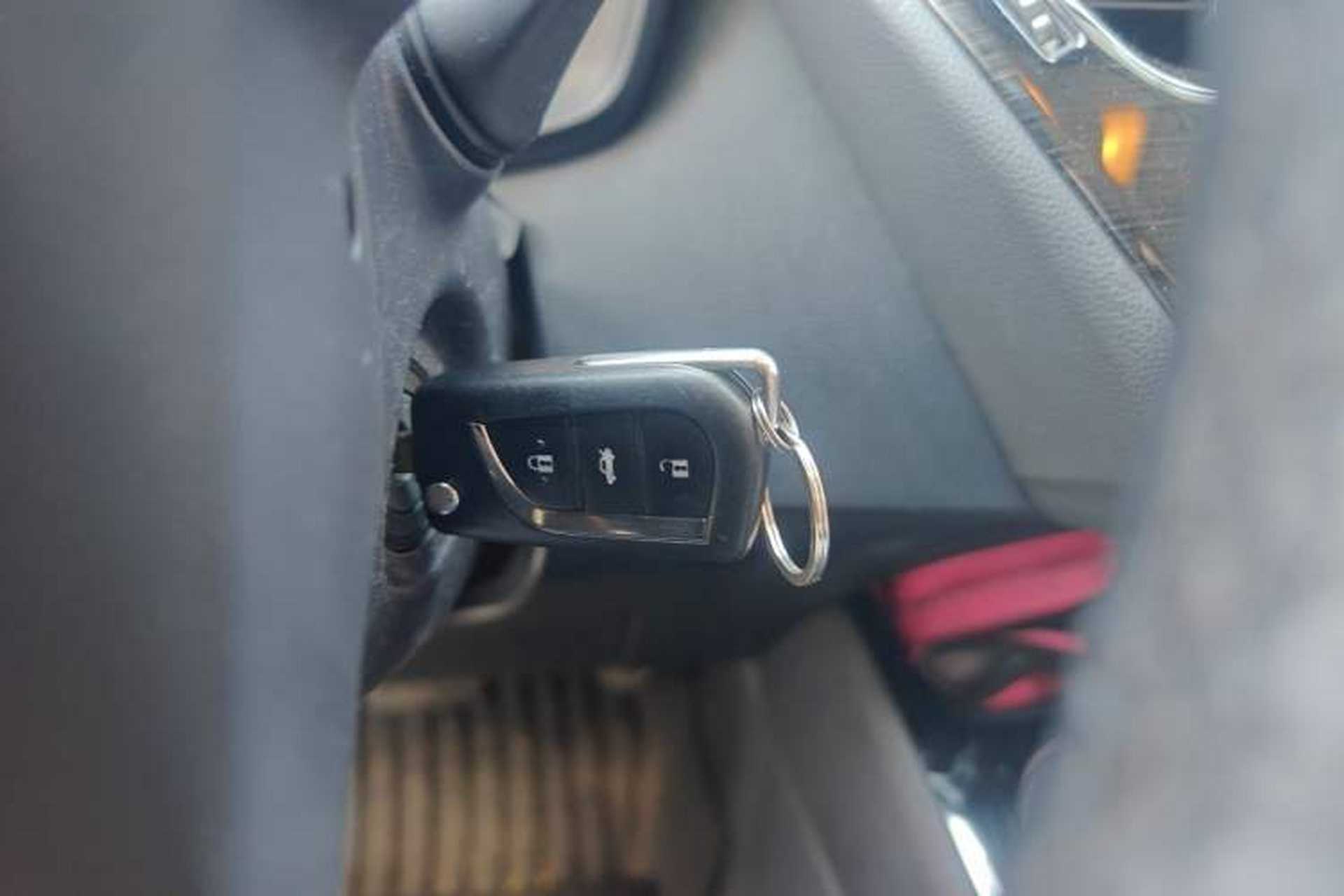 Used Toyota Corolla 2019 1.2T S-CVT GL Pioneer Edition Vehicle Key