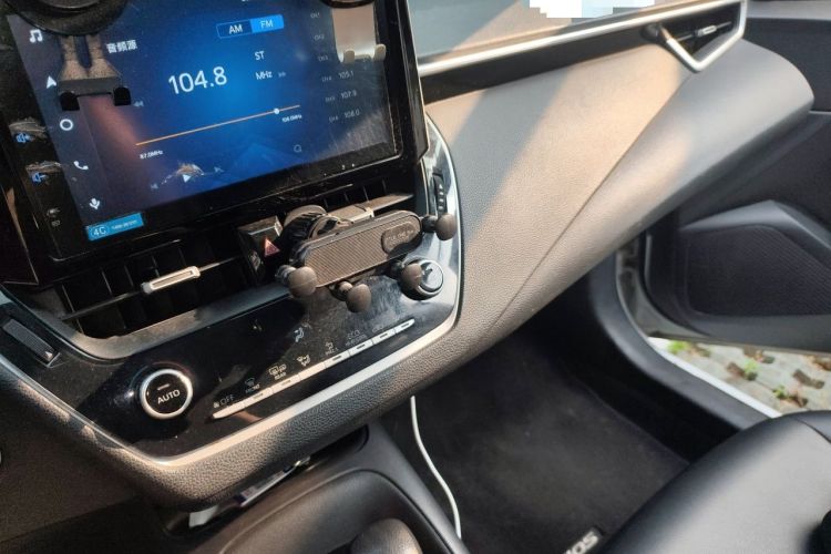 Used Toyota Corolla 2019 Dual-Engine 1.8L E-CVT GL-i Elite Edition Audio And AC Panel