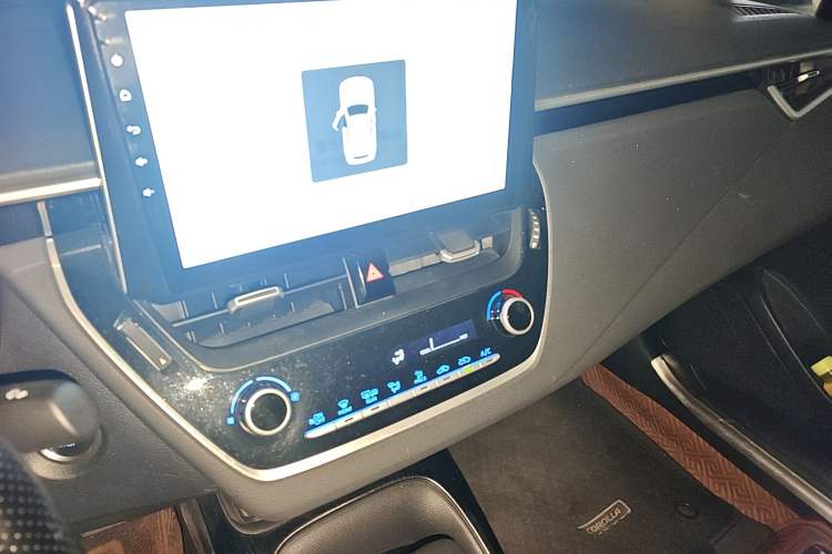 Used Toyota Corolla 2019 1.2T S-CVT GL-i Elite Edition Audio And AC Panel